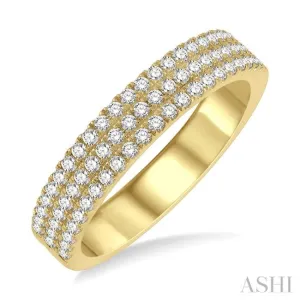 1/2 Ctw Triple Row Round Cut Diamond Wedding Band in 14K Yellow Gold