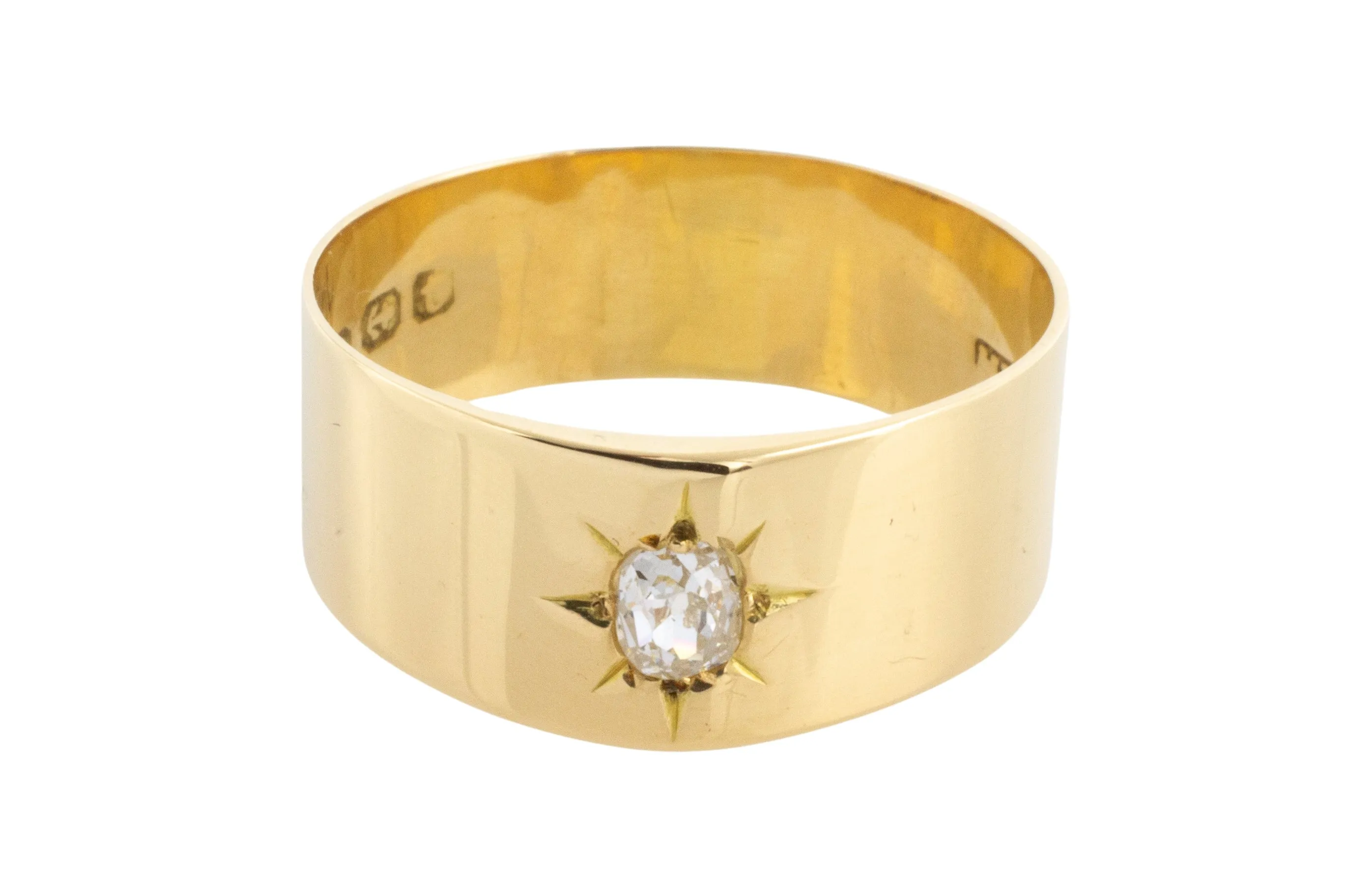 18 carat gold band with an old mine cut diamond from 1918