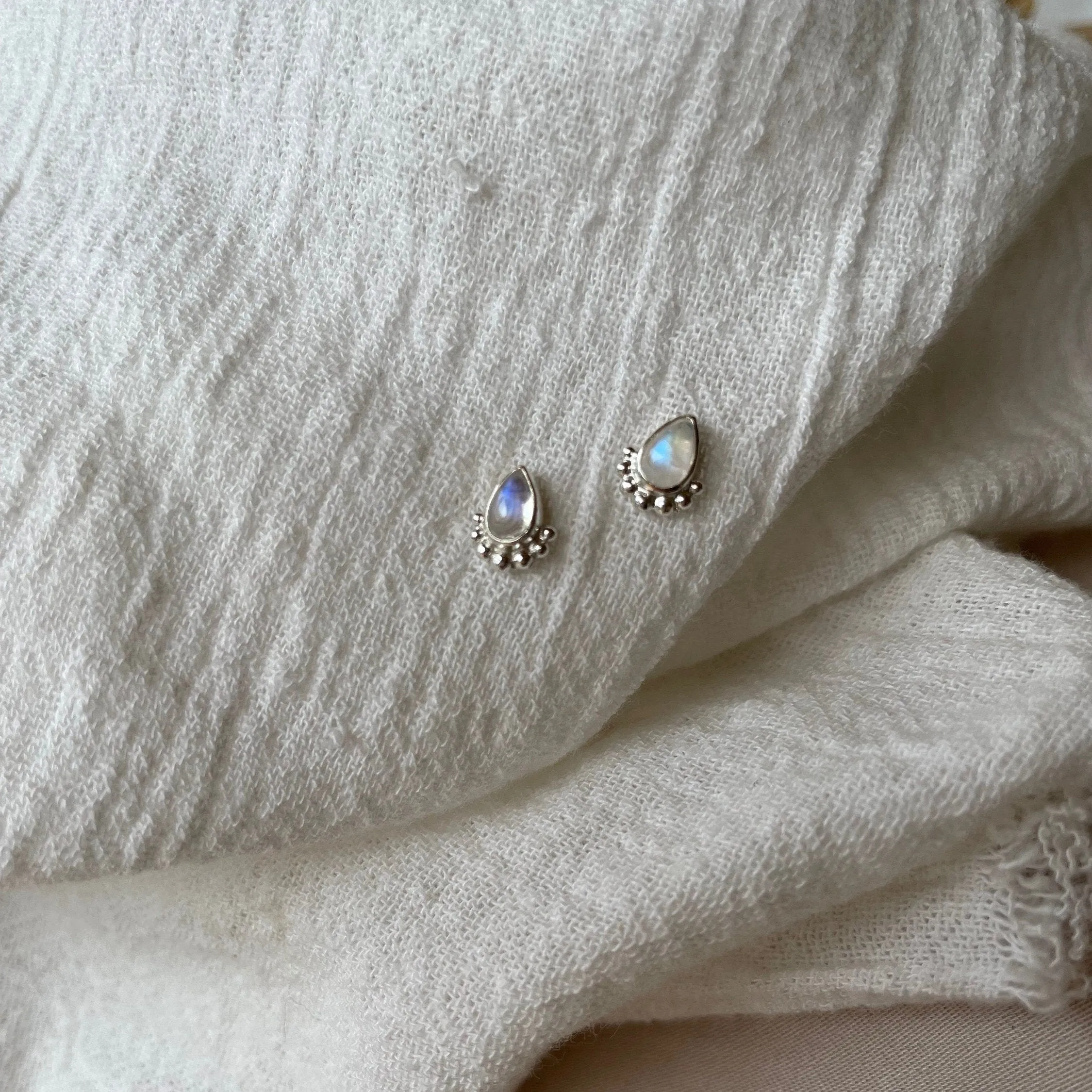 Amaya Silver Moonstone Studs