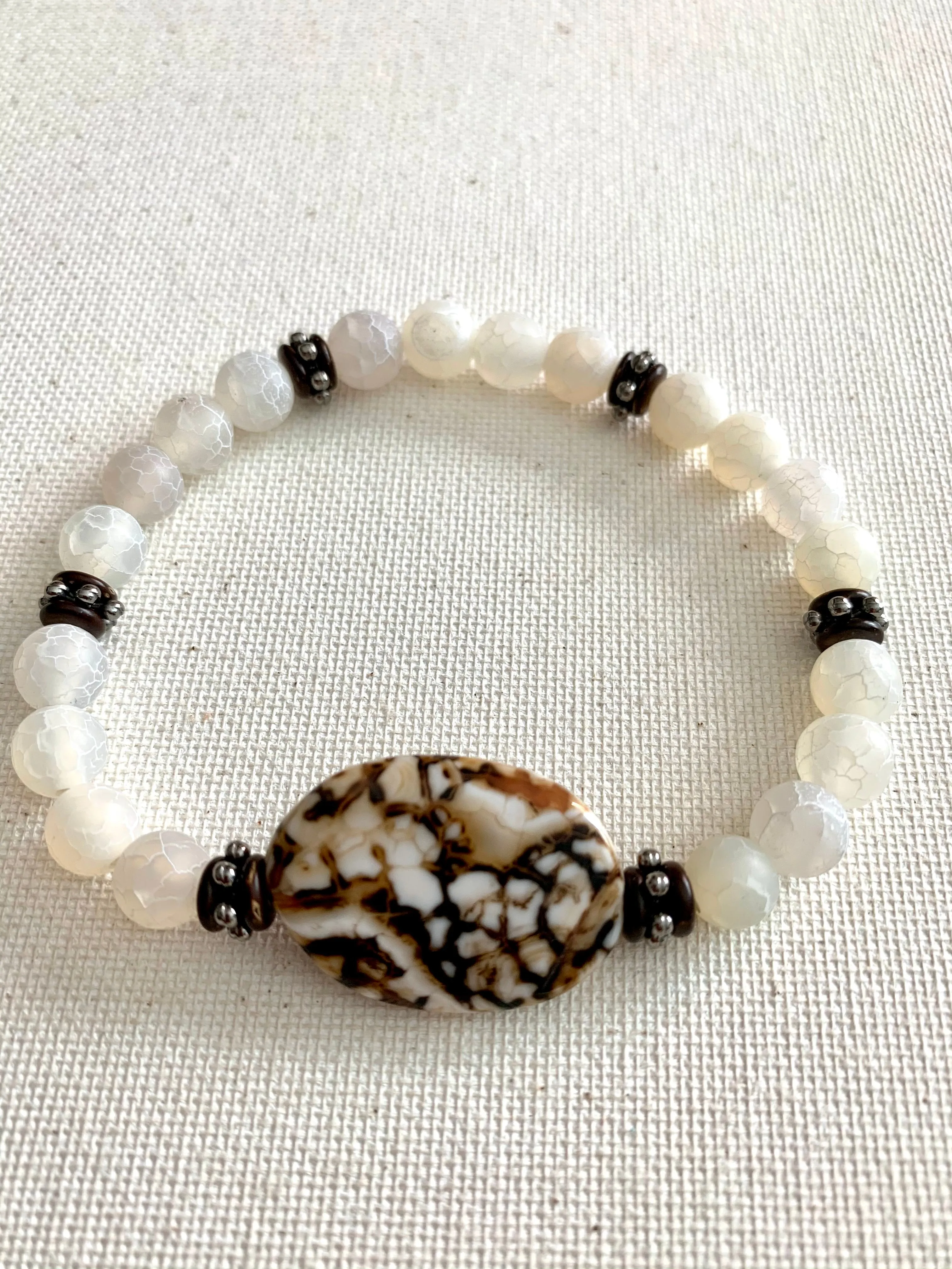 Crackled Quartz and Agate Stone Bracelet