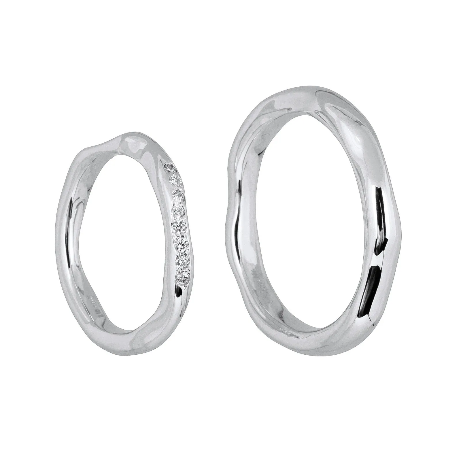 Curves Wedding white gold diamond rings