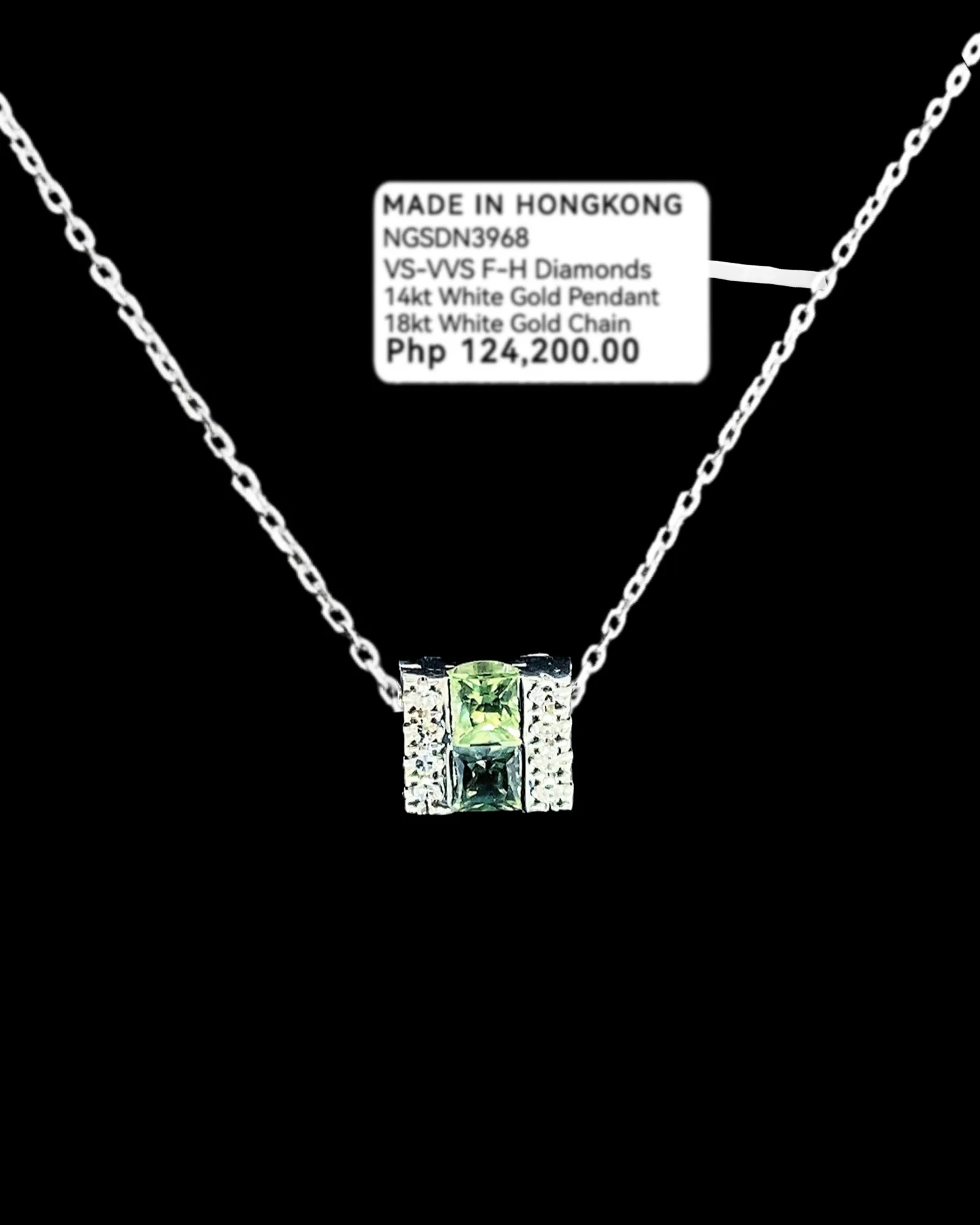 #LoveLVNA | Classic Green Sapphire Bar Gemstones Diamond Necklace 14kt