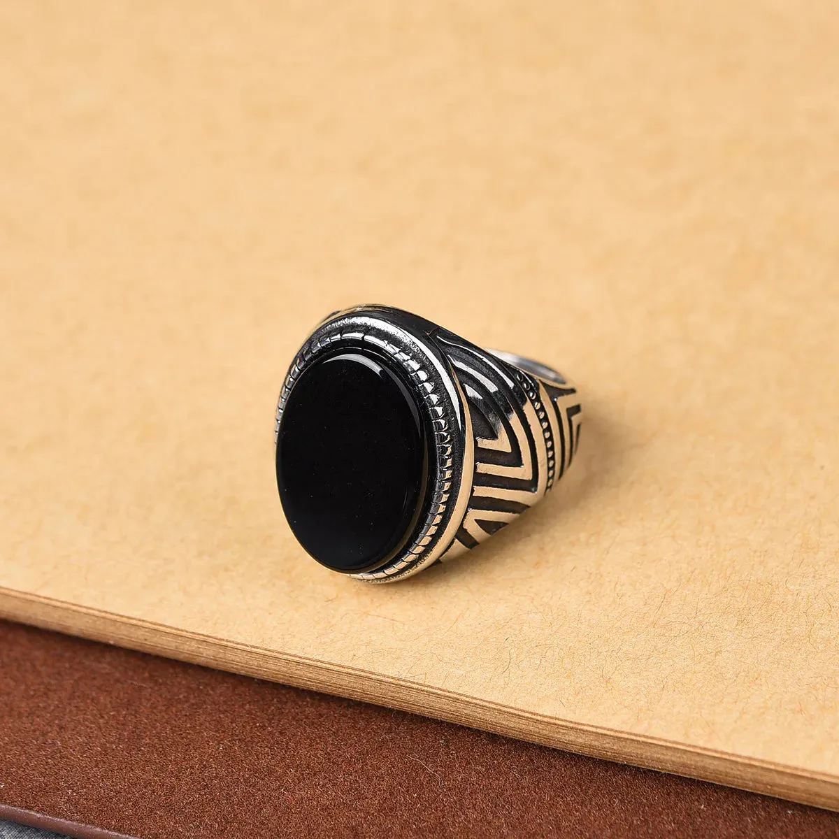 Men's Trend High Quality 316LStainless Steel Onyx Stripe Rings Classic Vintage Fashion Jewelry Eco-Friendly Material