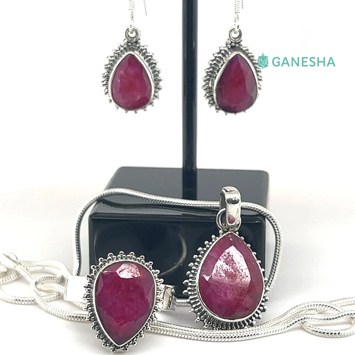 Pear Shaped Ruby (925) Sterling Silver Jewellery Gift Set With Free Chain