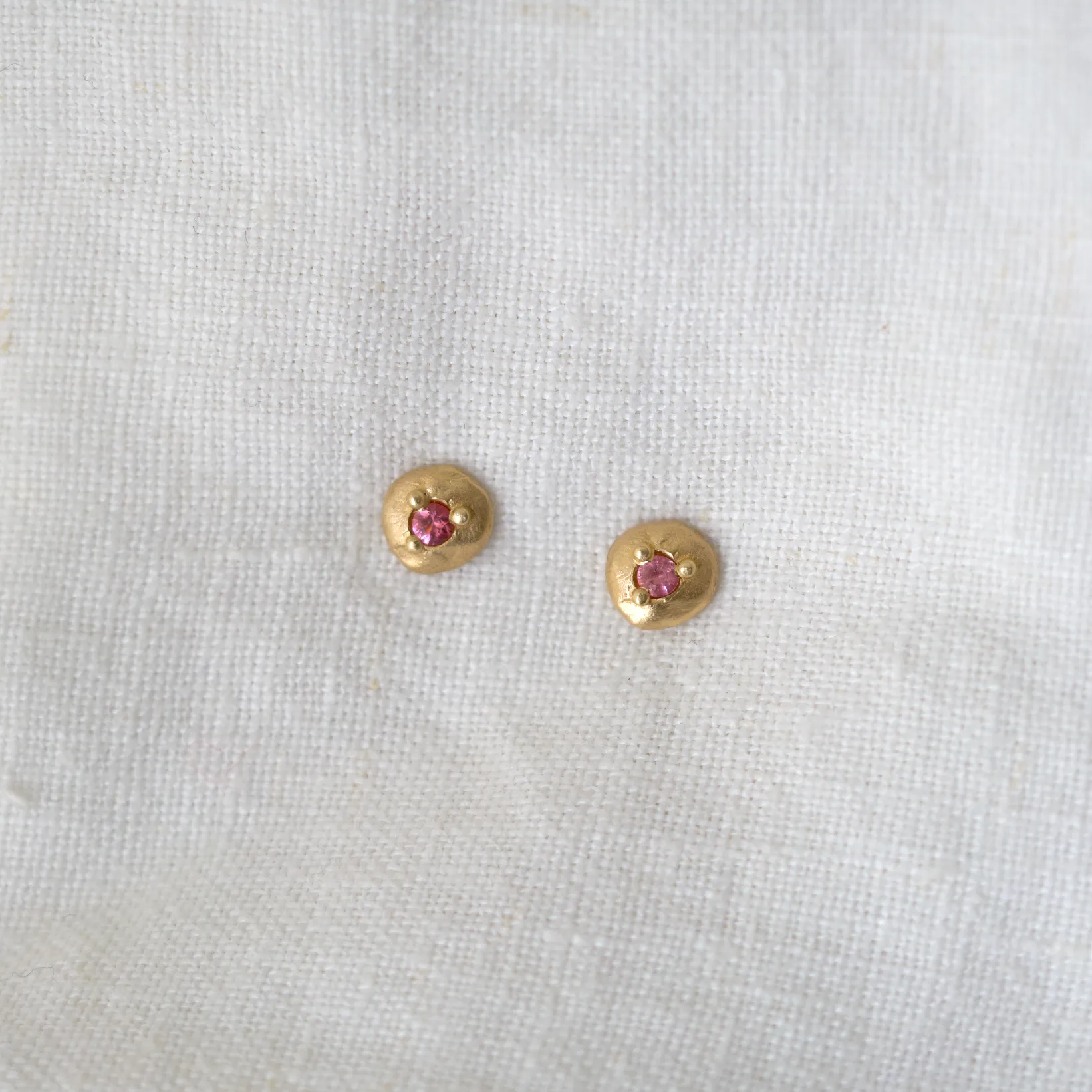 Small Pebble Studs