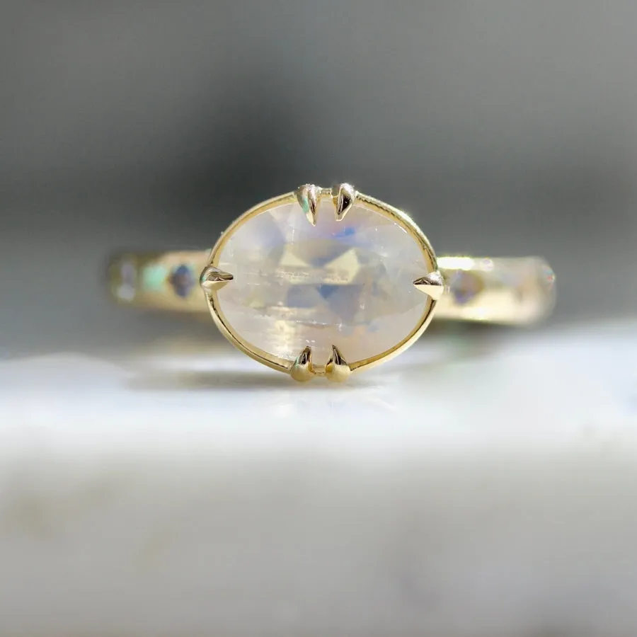 Sugar Cube Oval Cut Moonstone Ring