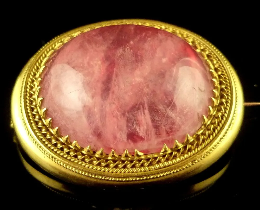 Victorian Foiled Quartz English 15Ct Brooch